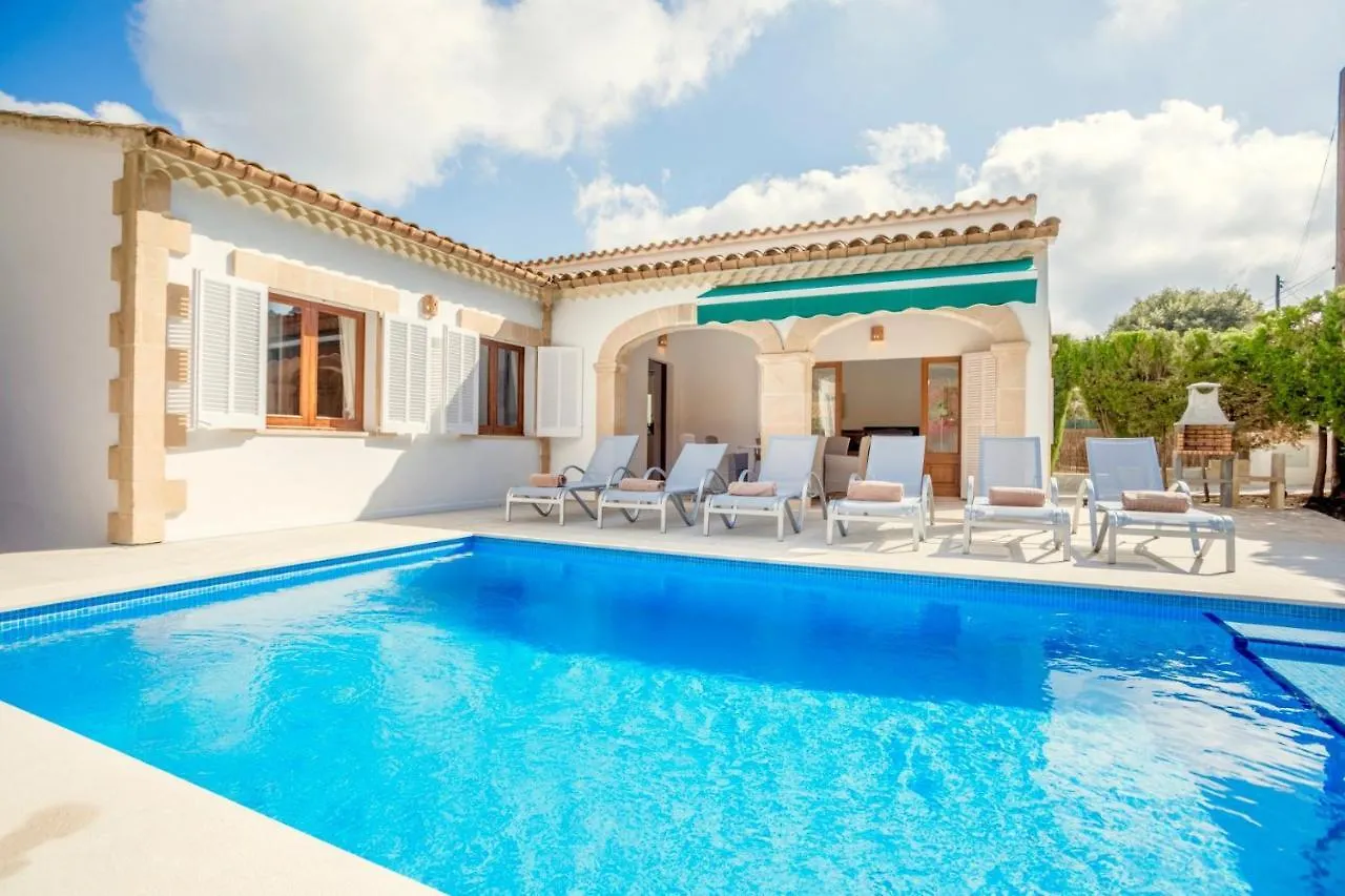 Villa Ca'N Sohn By Sealand Villas Cala de Sant Vicenc